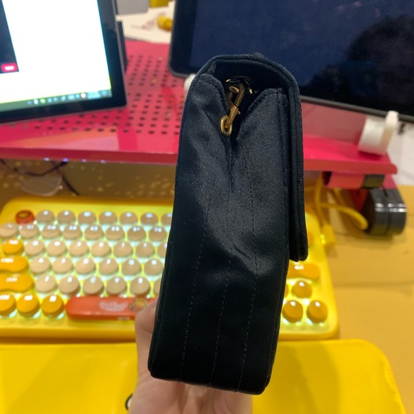 SOLD❌Vintage Chanel satin CC logo mini bag - Picture 6 of 12